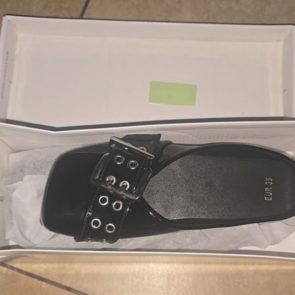 Shoes - Black Patent Leather Belt Buckle Shoes